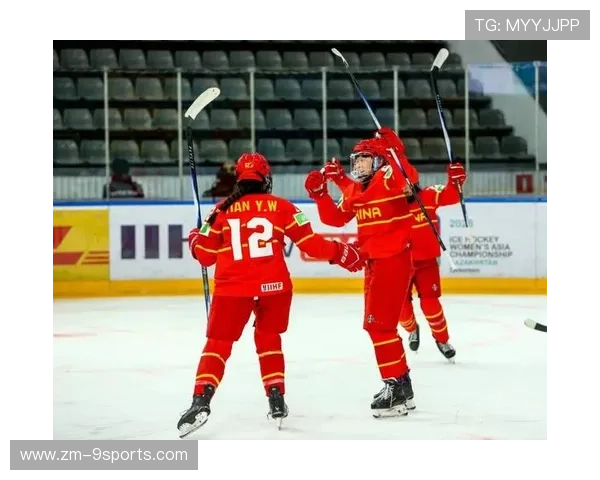 冰球门将全程零封，对手无奈叹息